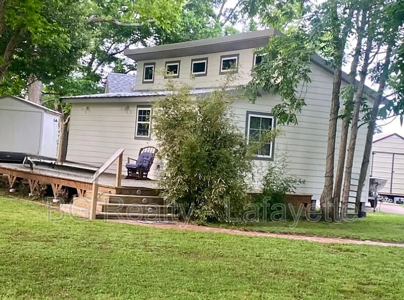 3 bed, 3.0 bath, 1400 sqft, $1,700 — Photo 1