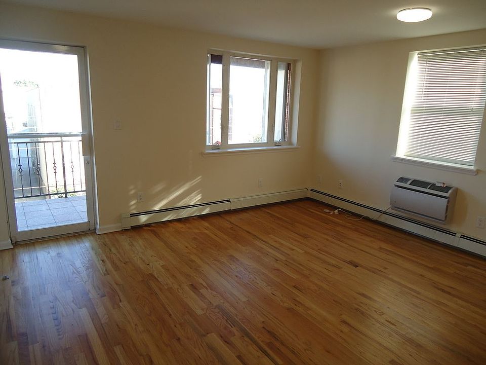 1st image of 25-24 45th St #B3f
