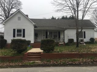 131 Yadkin St, Cooleemee, NC 27014