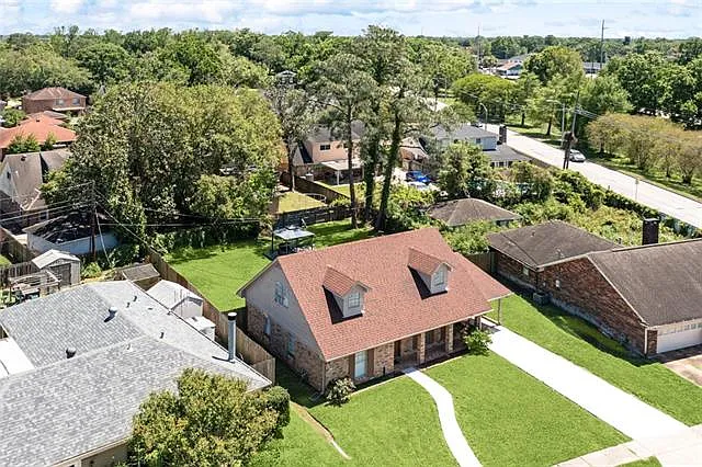 3738 Somerset Dr — Photo 35
