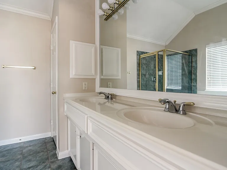 1414 Crocker St — Photo 15