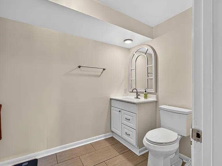 227 Harvest Dr — Photo 36