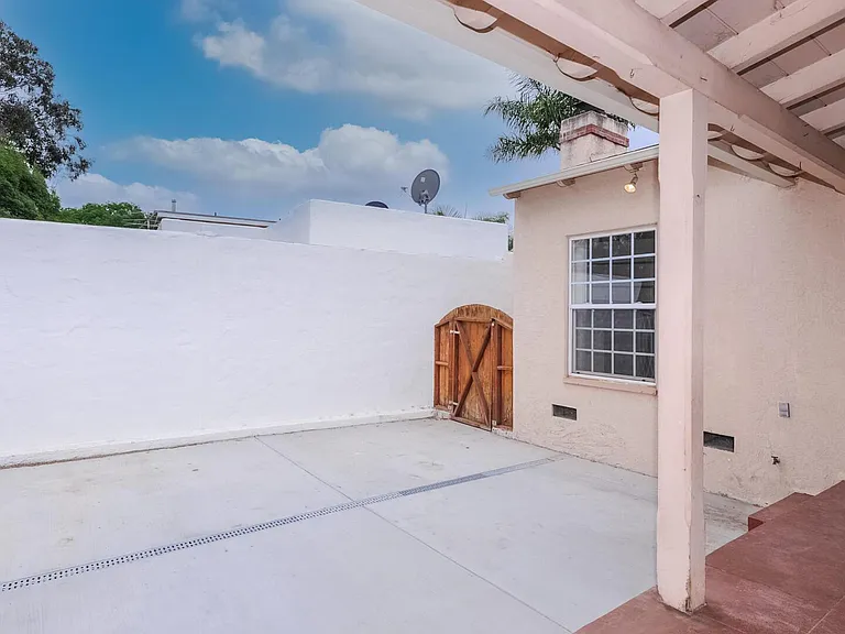 2755 Teresita St — Photo 20
