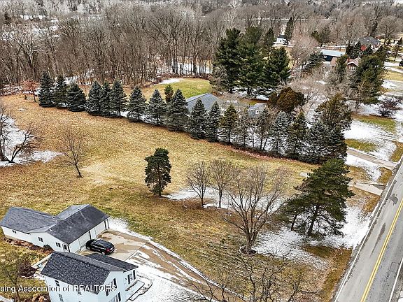 4th image of 1081 Maynard Rd