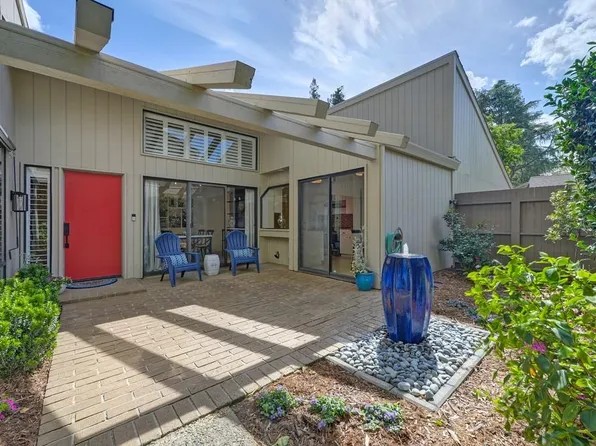 2326 Swarthmore Dr, Sacramento, CA 95825