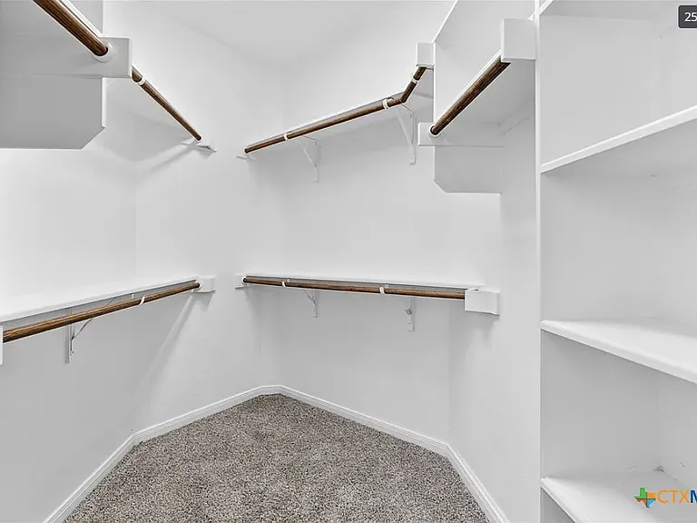 1709 Spence St — Photo 14