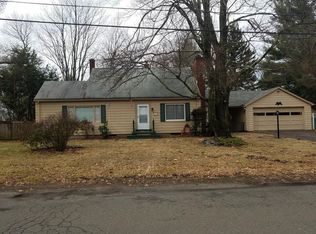 24 Sylvan Ln, Feeding Hills, MA 01030