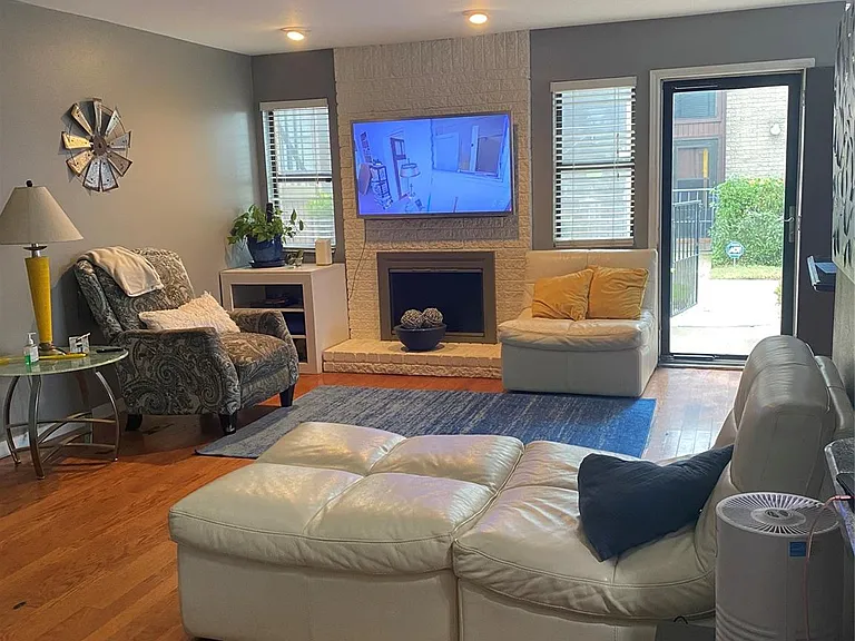 70 Evanston St #1 — Photo 3