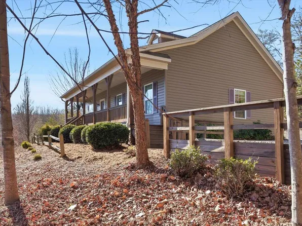 1718 Laurel Mountain Dr, Salem, VA 24153