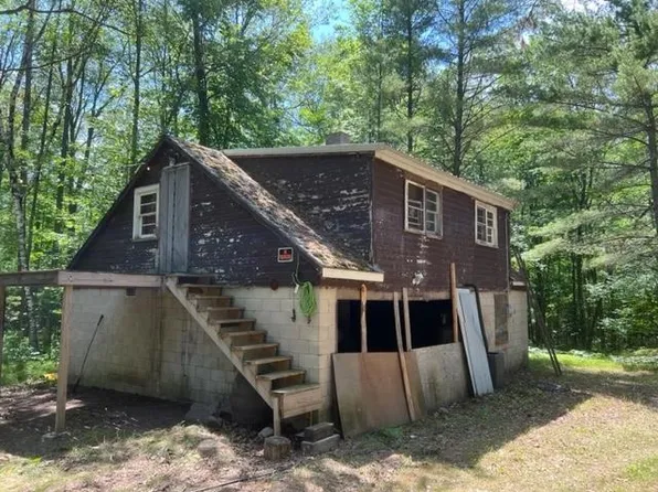 W5916 Steffen Ln, Pembine, WI 54156