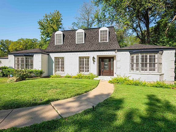 3rd image of 8 Morgan Ln