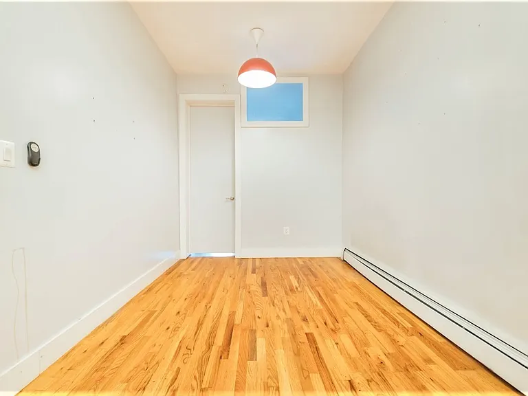 896 Madison St #3 — Photo 5