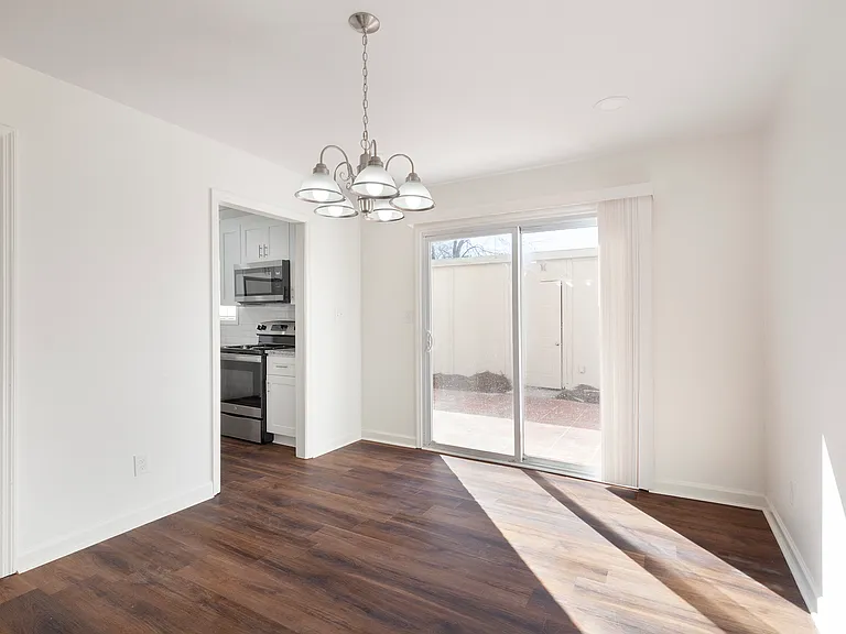 330H Winding River Dr NE — Photo 15