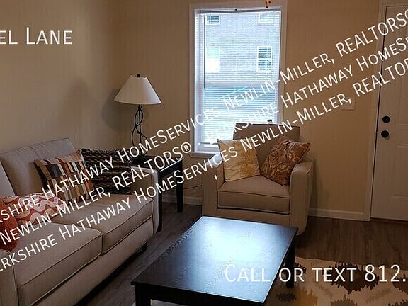 3rd image of 2740 Noel Ln
