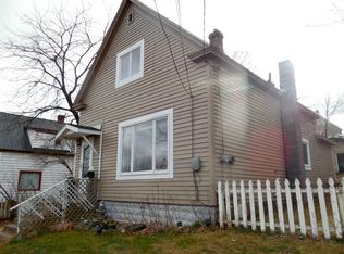 1084 Prospect St, Niagara, WI 54151