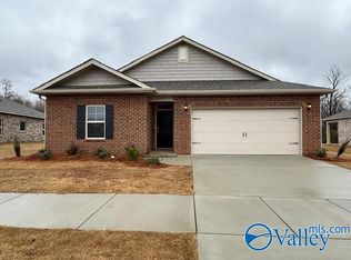 6559 Moon Crest Ln, Huntsville, AL 35806