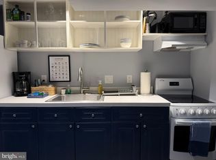 138 Cambridge Rd, Alexandria, VA 22314
