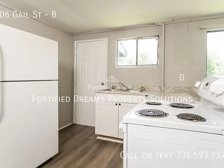 406 Gail St #B — Photo 6
