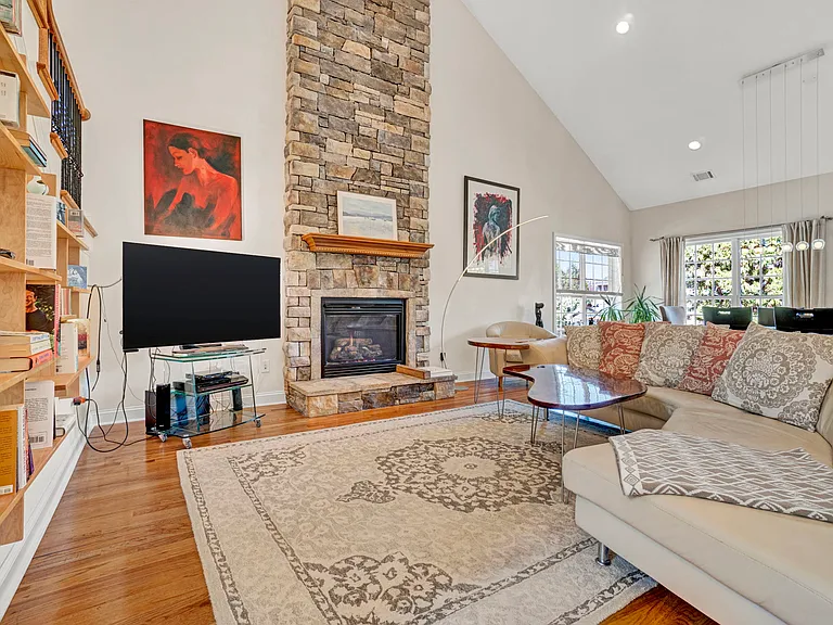 5 Middleberry Ct #A — Photo 17
