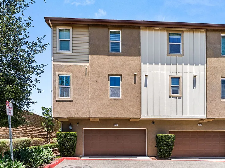 12162 Diamond Dust Dr — Photo 19