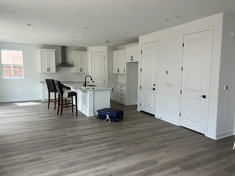 E Orchid Dr — Photo 2