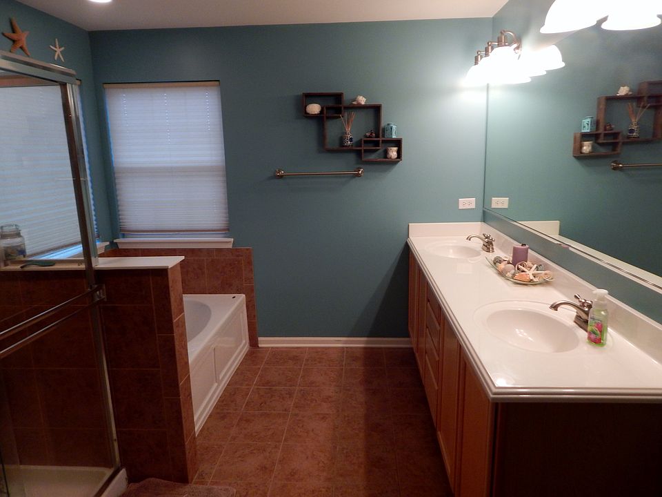 1st image of 919 Nightshade Ln