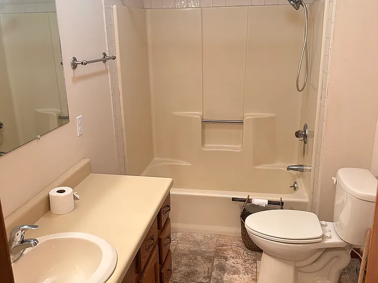 282 State Line Rd — Photo 10