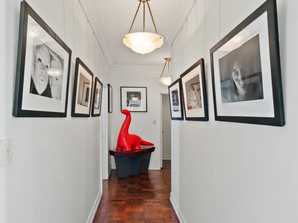 425 East 58th Street image 8 of 22