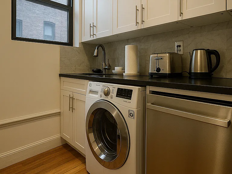 106 Norfolk St #18 — Photo 3