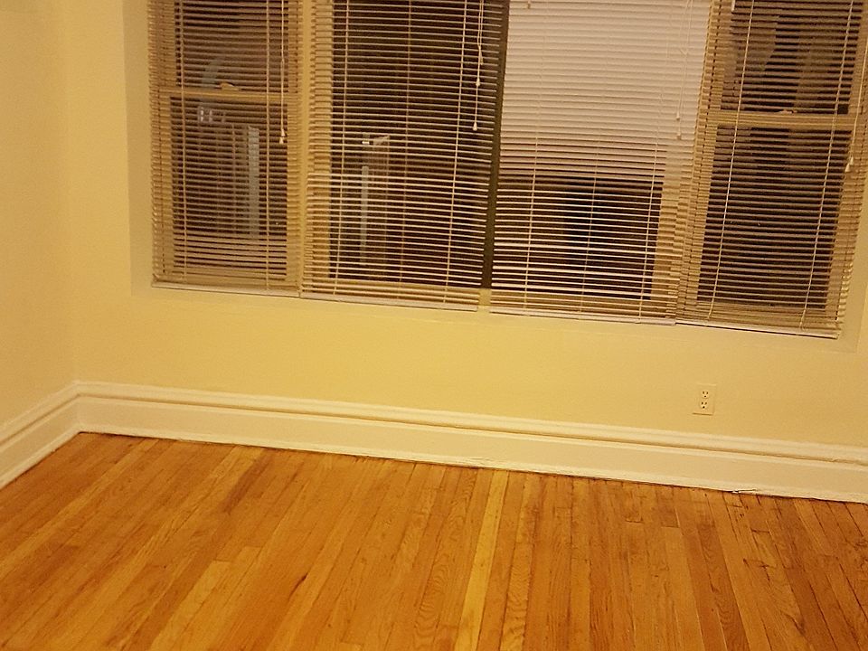 1st image of 5174 S King Dr APT 1