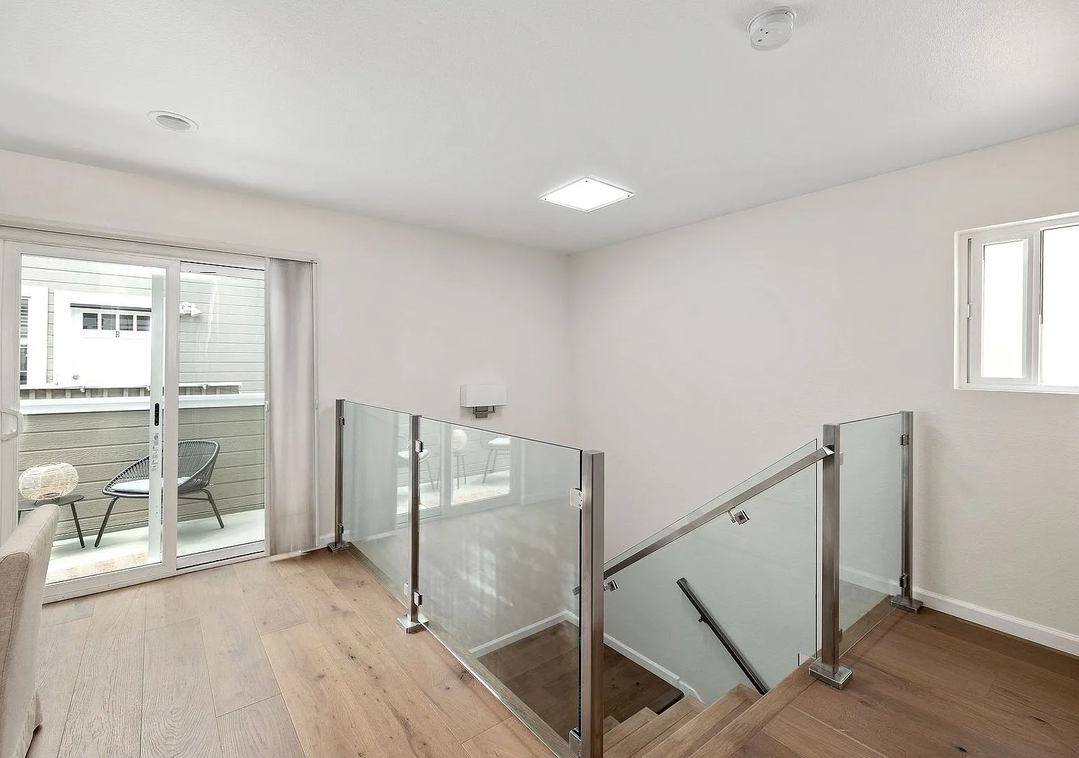 Beachside Retreat Steps to the Sand in Hermosa Beach! — Photo 4