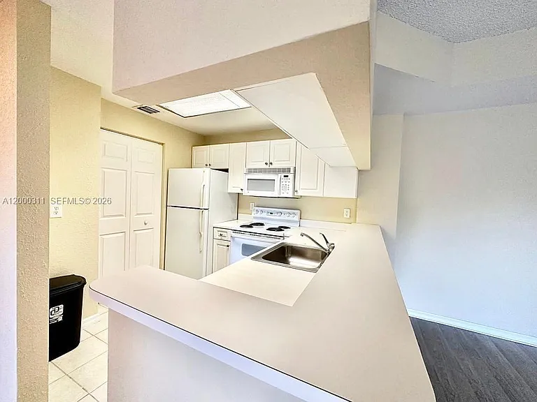 2812 Grande Pkwy #302 — Photo 5