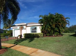2122 E Ridge Cir E, Boynton Beach, FL 33435