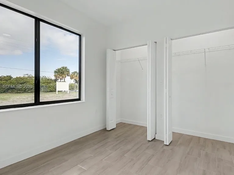 6140 SW 39th St — Photo 3