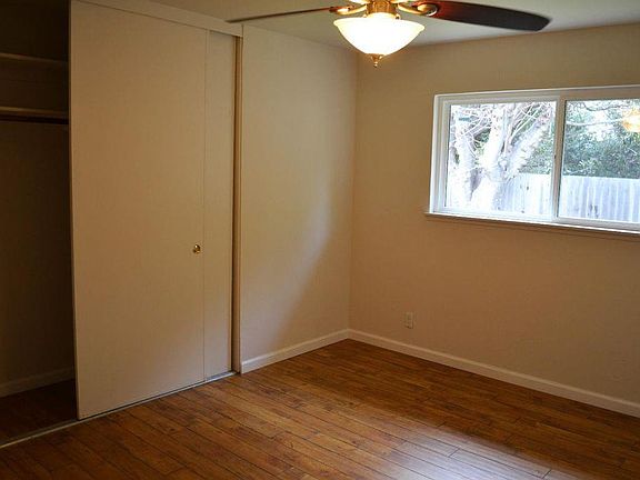 4th image of 1280 White Dr