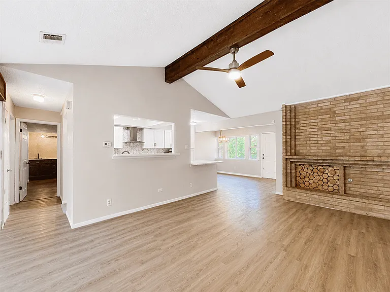 1034 Ericson Dr — Photo 23