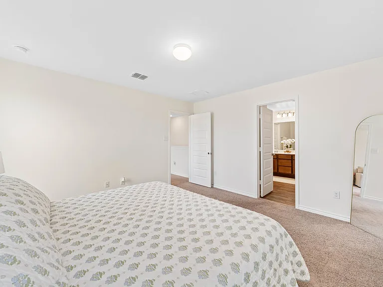 10643 W Military Dr #33 — Photo 19