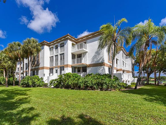 4th image of 7369 Orangewood Ln APT 301