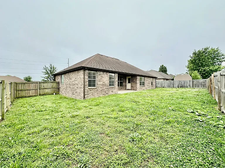 441 Sorrento Dr — Photo 31