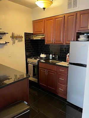 Rented by PennApts | media 8