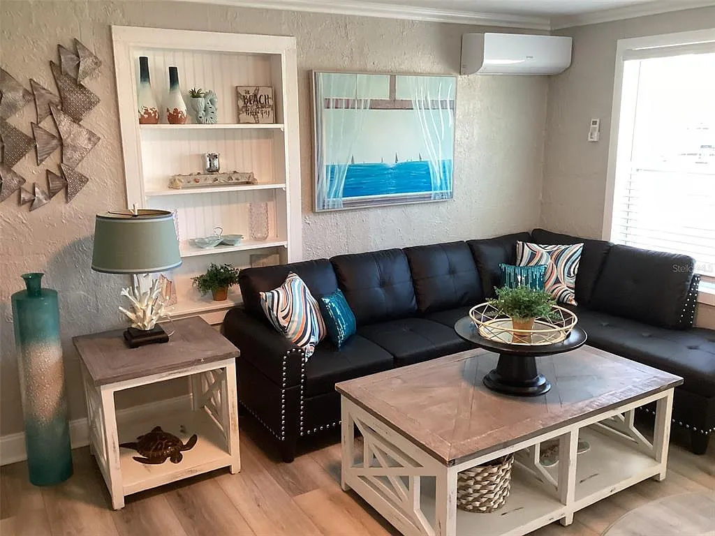 1 bed, 1.0 bath, 450 sqft, $1,950 — Photo 3