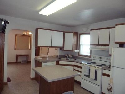 924 2nd Ave NE, Jamestown, ND, 58401