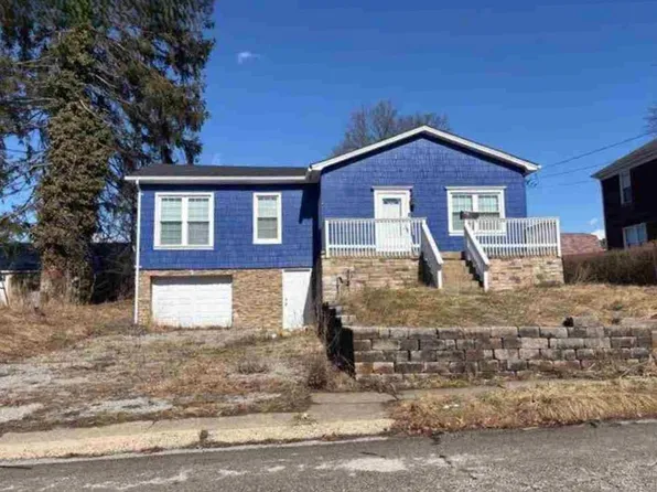 710 Jefferson Ave, Natrona Heights, PA 15065