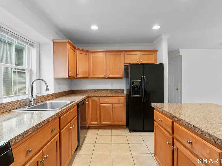 20 W Main St #C104 — Photo 6