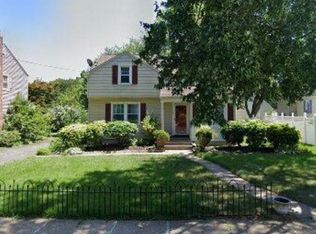 4 Bradway Ave, Ewing, NJ 08618