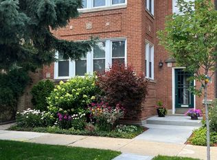 2242 W Winona St, Chicago, IL 60625