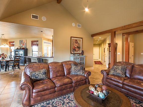 5th image of 121 Elm Valley Ct