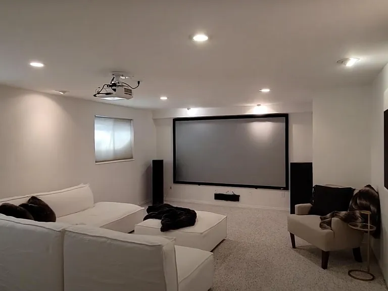 5974 S Susquehanna Dr — Photo 1