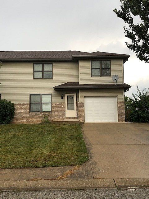 1st image of 165 W Willow Ct