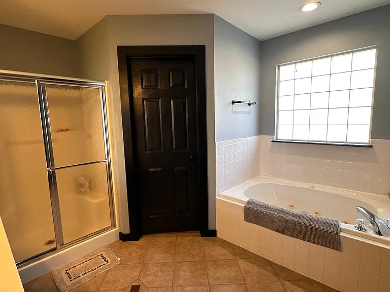 7 Stratton Ln — Photo 15